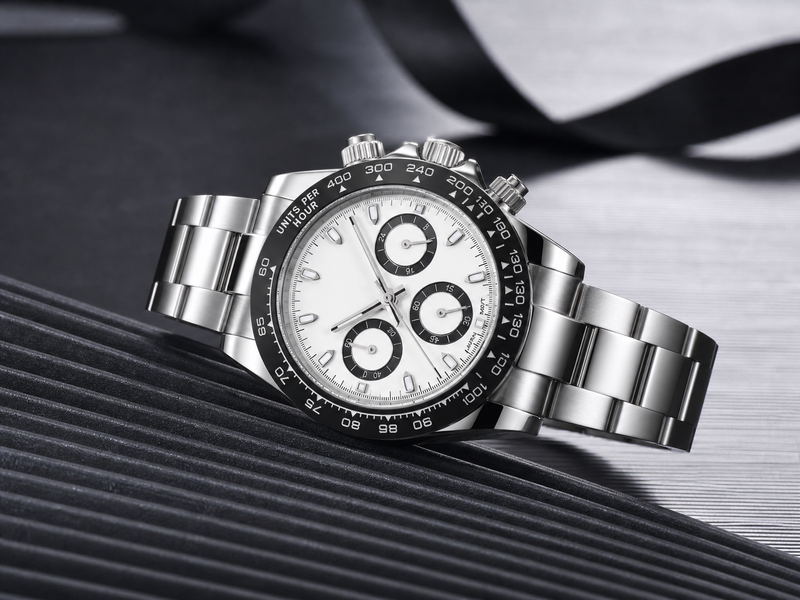 Quartz vs Automatic Watches: Which Is Right for Your Watch Brand?