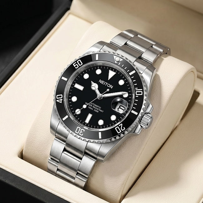 Diving watch