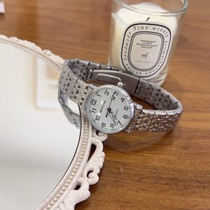 MSTIANQ 1101 Women's Quartz Watch