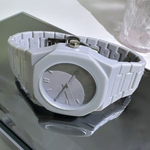 X-GEQCK 8102 Plastic Quartz Wrist Watch