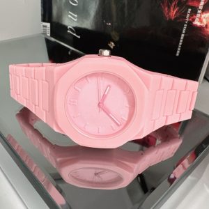 X-GEQCK 8102 Plastic Quartz Wrist Watch