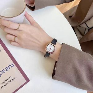 Mstianq 1112 Antique Style Women's Quartz Watch