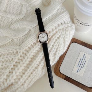 Mstianq 1112 Antique Style Women's Quartz Watch