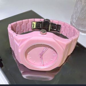 X-GEQCK 8102 Plastic Quartz Wrist Watch