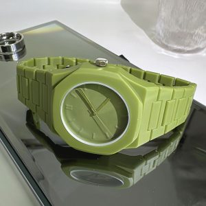 X-GEQCK 8102 Plastic Quartz Wrist Watch