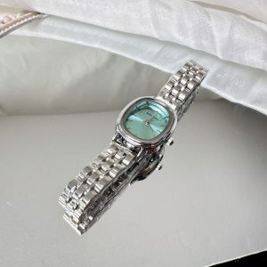 MSTIANQ 1120 Women's Oval Quartz Wrist Watch