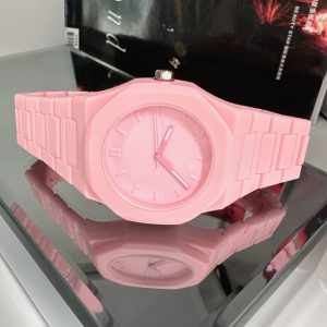 X-GEQCK 8102 Plastic Quartz Wrist Watch