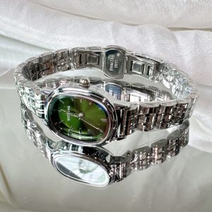 MSTIANQ 1120 Women's Oval Quartz Wrist Watch