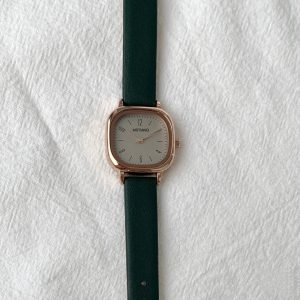 MSTIANQ 1105 Ladies Nostalgic Quartz Wrist Watch