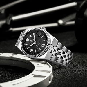 Custom Pilot Watch NH35 Automatic Mechanical Men Watch Sapphire Crystal Luminous 100M Water Resistant Cushion Case Dive Watch